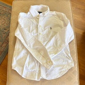 Ralph Lauren button down oxford shirt. Worn just a time or two. Size 8.